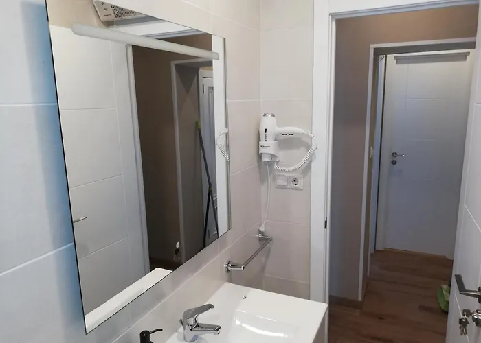 فندق مبيت وإفطار Residencia Compostela 2