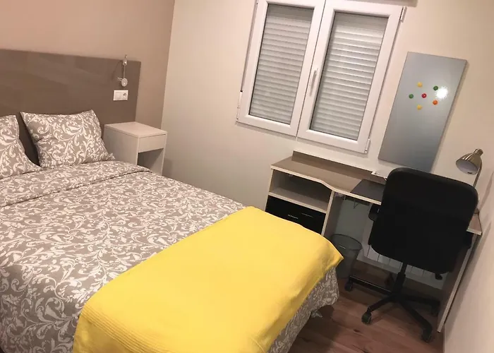 Residencia Compostela 2 Bed and Breakfast Σαντιάγο ντε Κομποστέλα